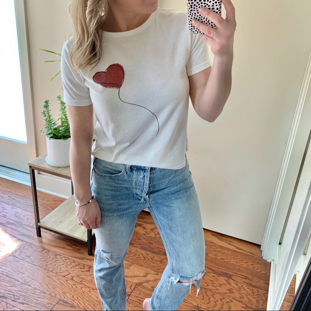 | itslove • pulling on my heartstrings tee • small | - Picture 2 of 5